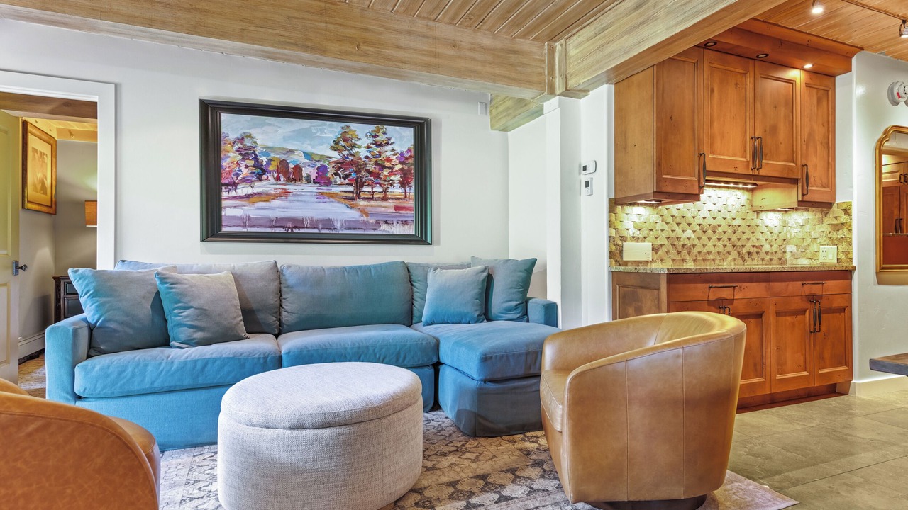 Photo of Livingroom in Snowmass Village