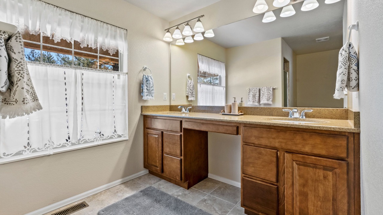 Photo of Bathroom in Buena Vista