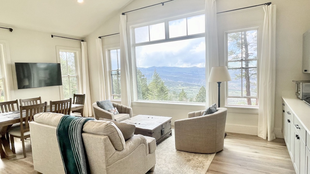 Photo of Bedroom in Edwards