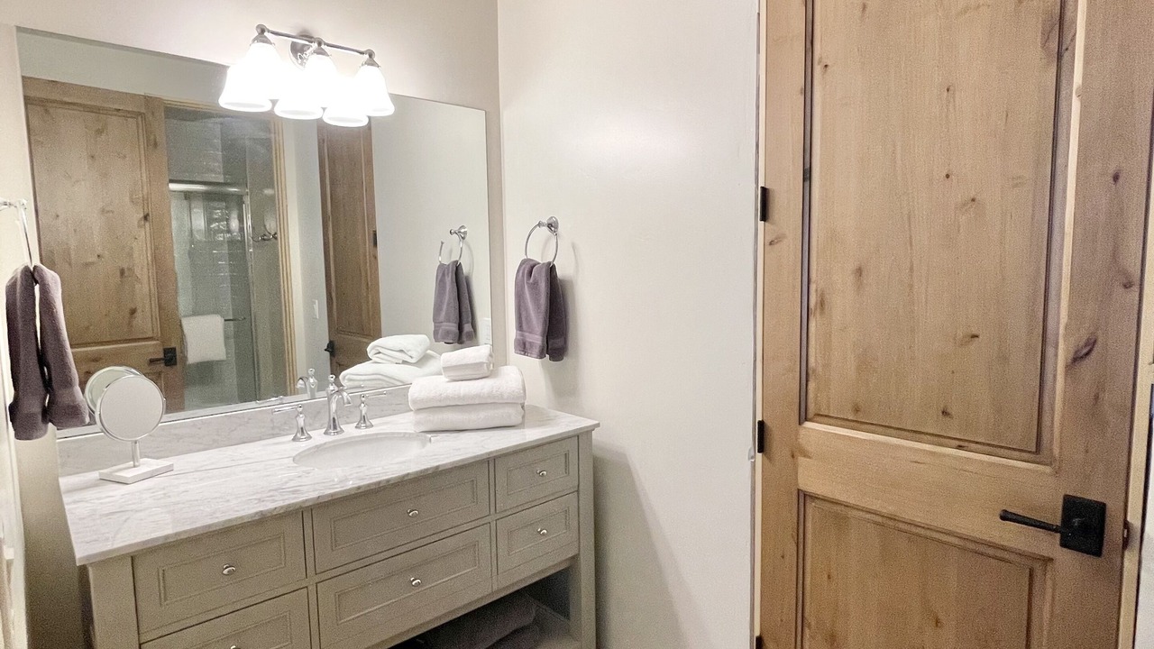 Photo of Bathroom in Edwards