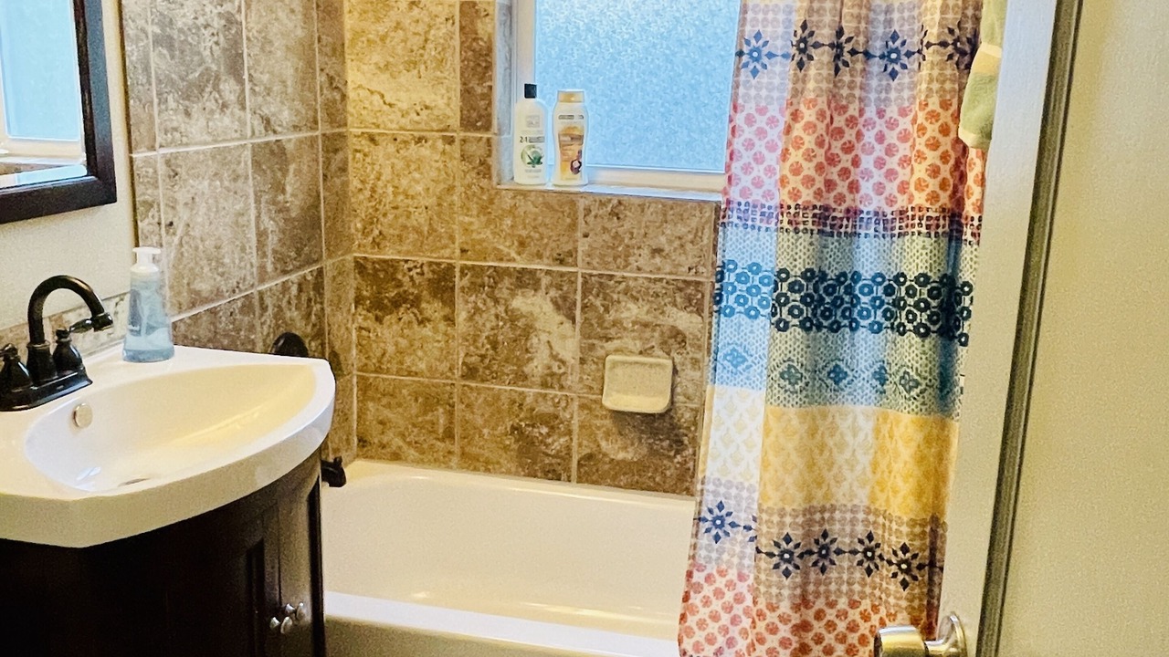 Photo of Bathroom in Lamar Heights Area