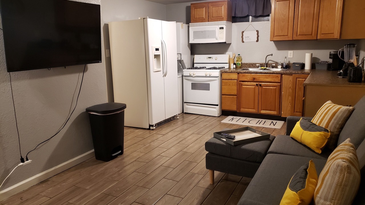 Photo of Livingroom in Lakewood