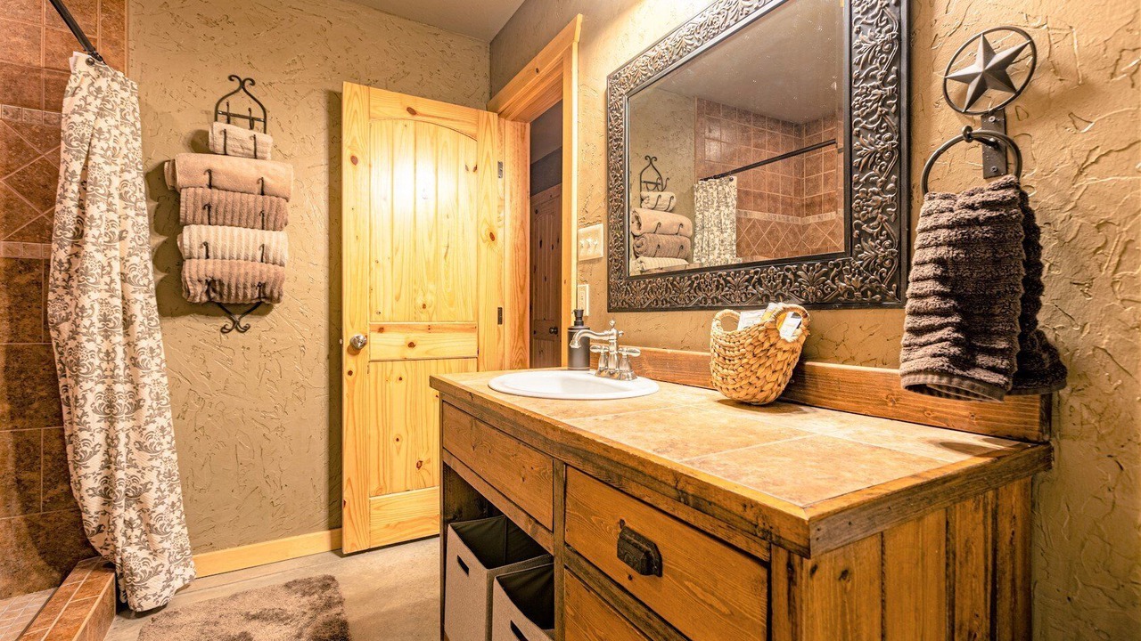 Photo of Bathroom in San Juan River Village