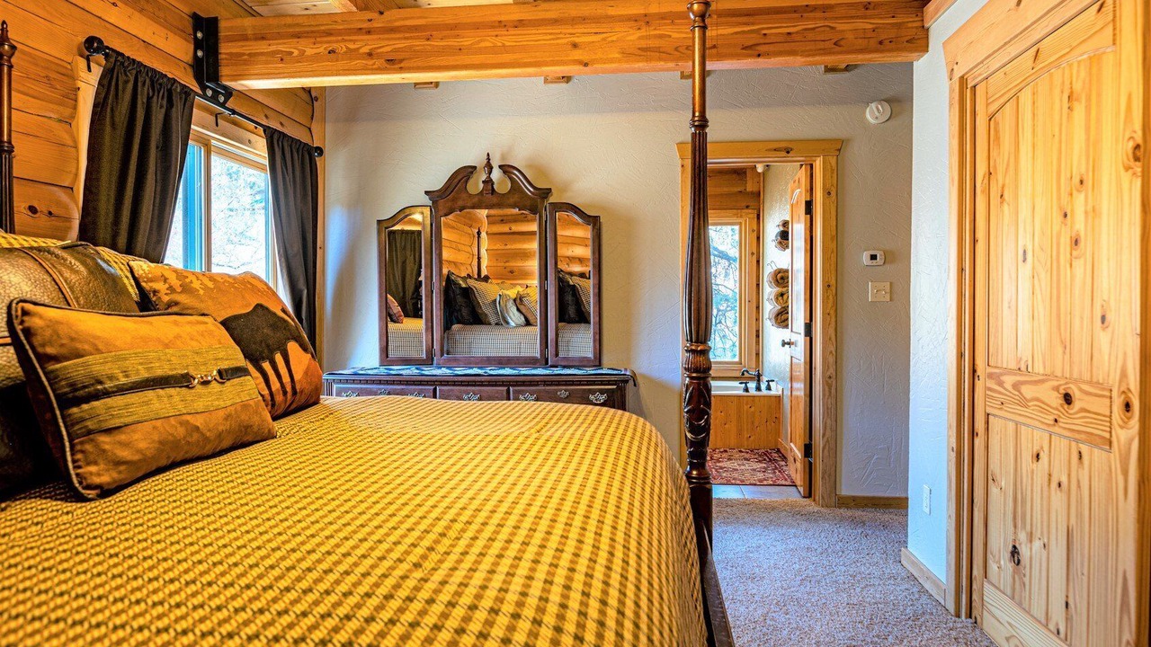 Photo of Bedroom in San Juan River Village