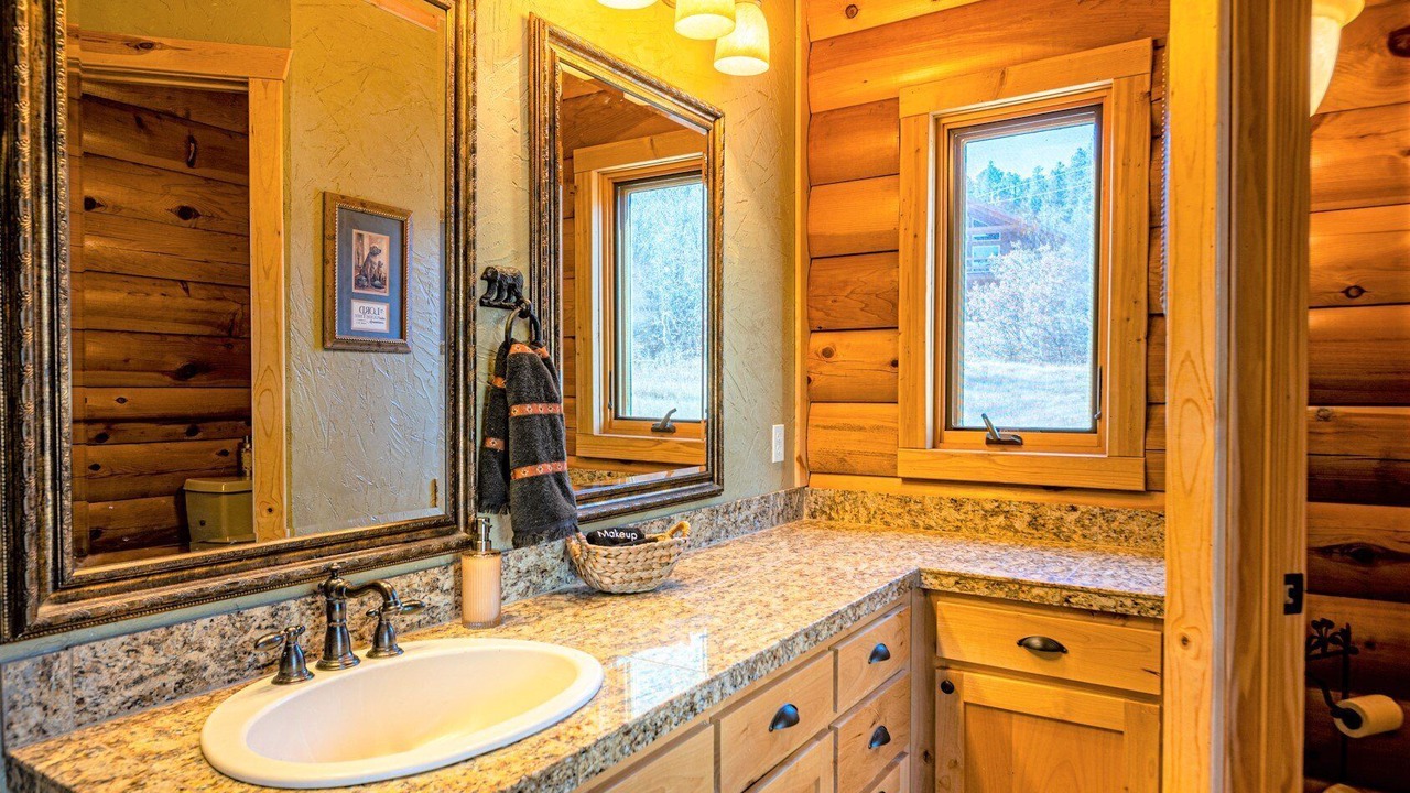 Photo of Bathroom in San Juan River Village