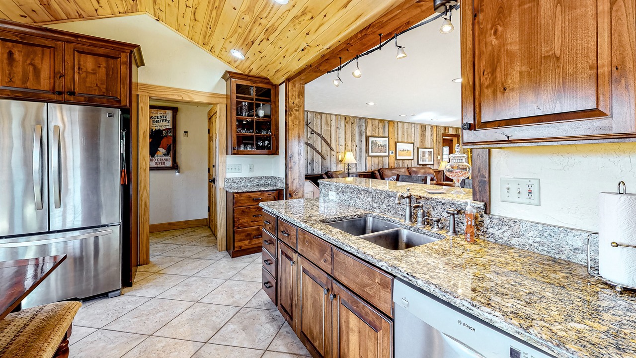 Photo of Kitchen in South Fork