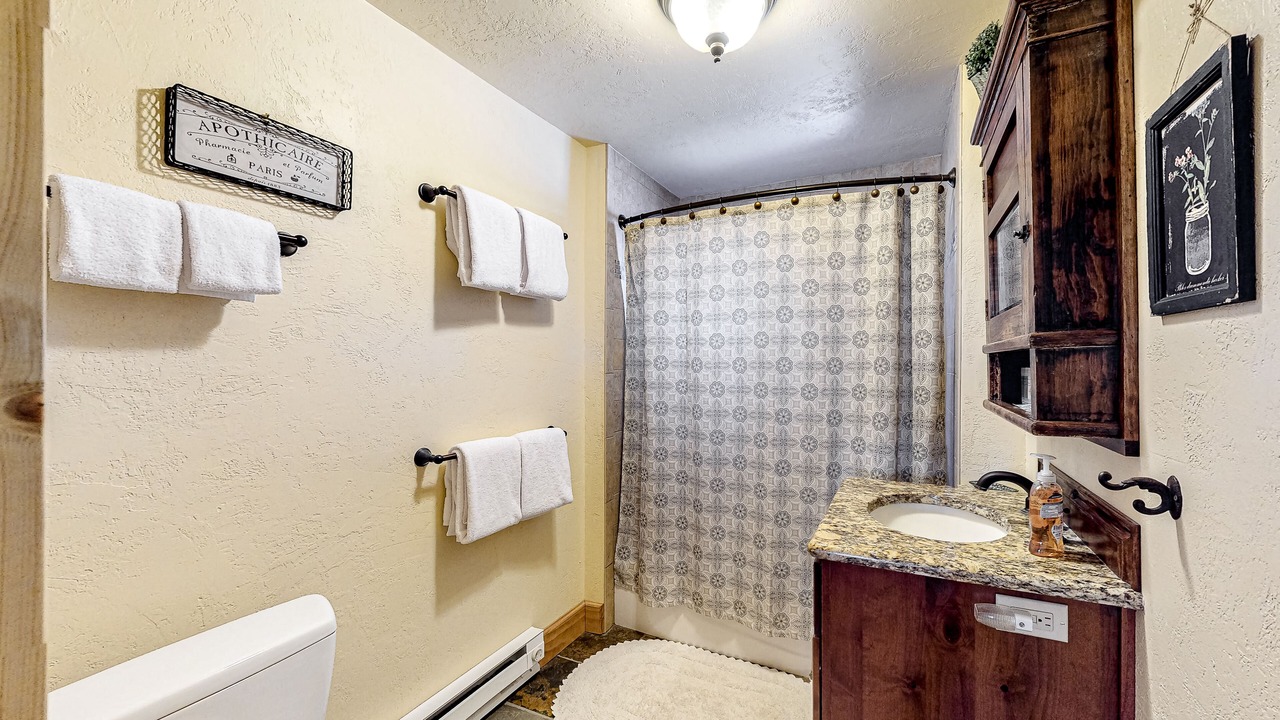 Photo of Bathroom in South Fork