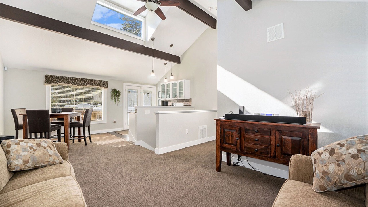 Photo of Livingroom in Idaho Springs