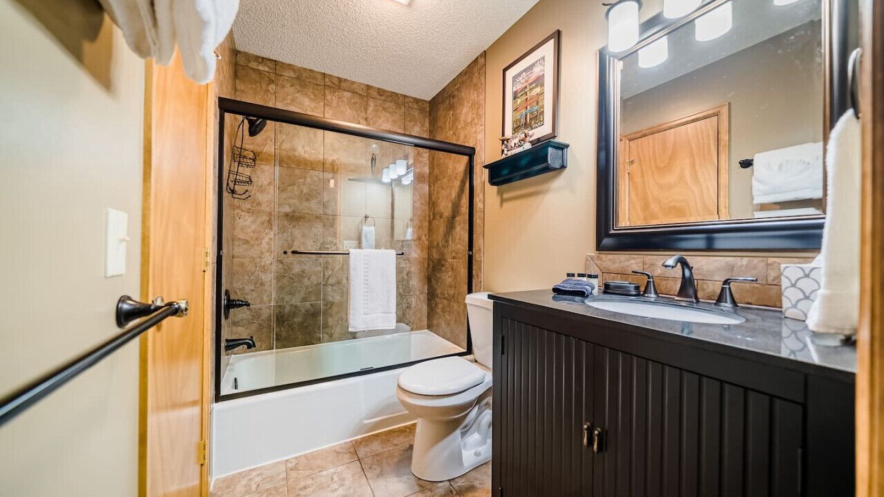 Photo of Bathroom in Aspen Brook