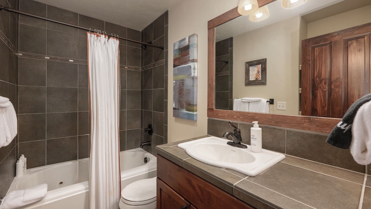 Photo of Bathroom in Fraser