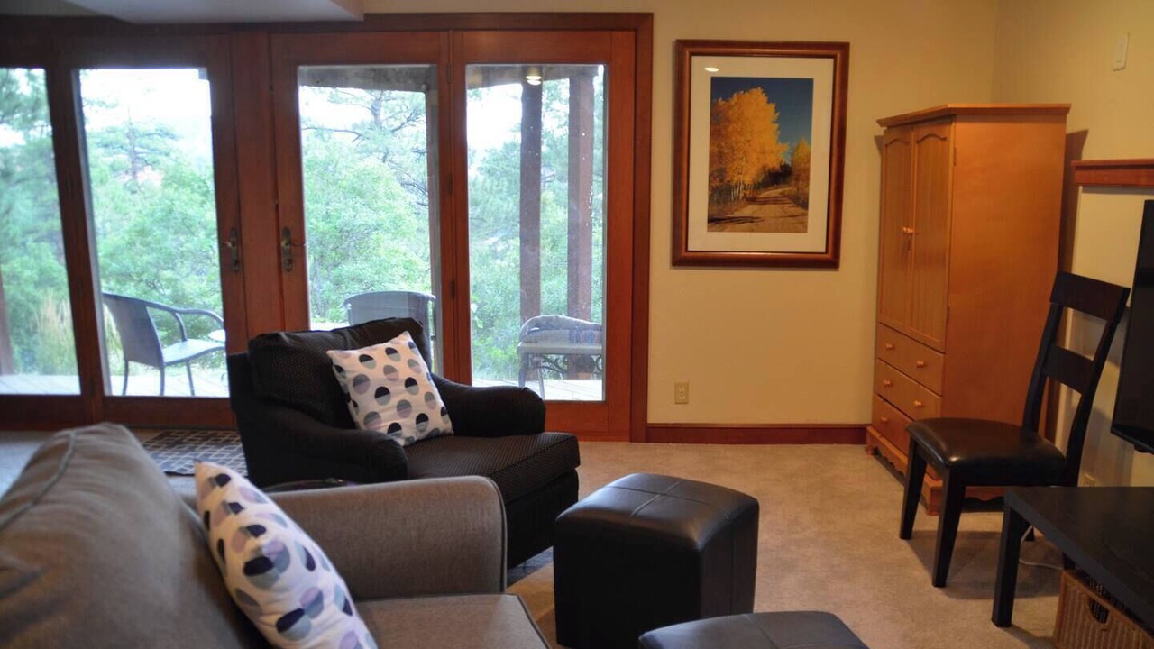 Photo of Livingroom in Perry Park