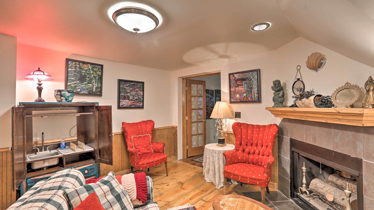 Photo of Bedroom in Idaho Springs