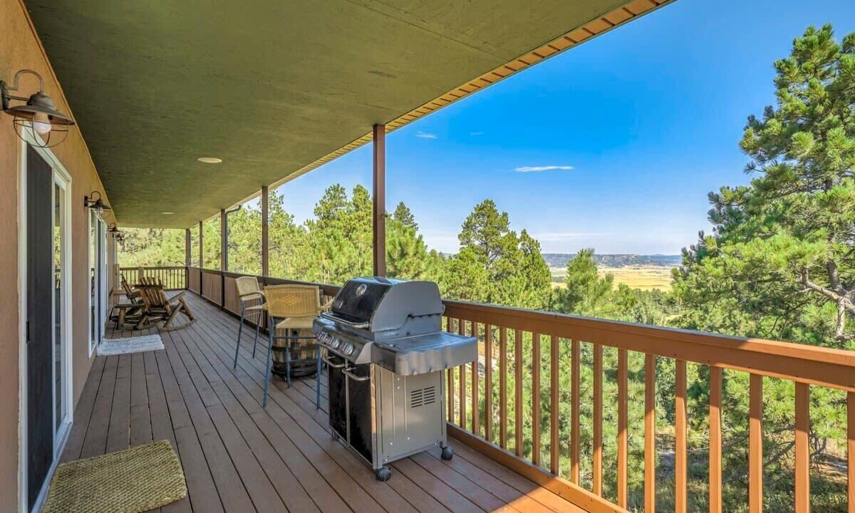 Photo of Outdoor in Peyton