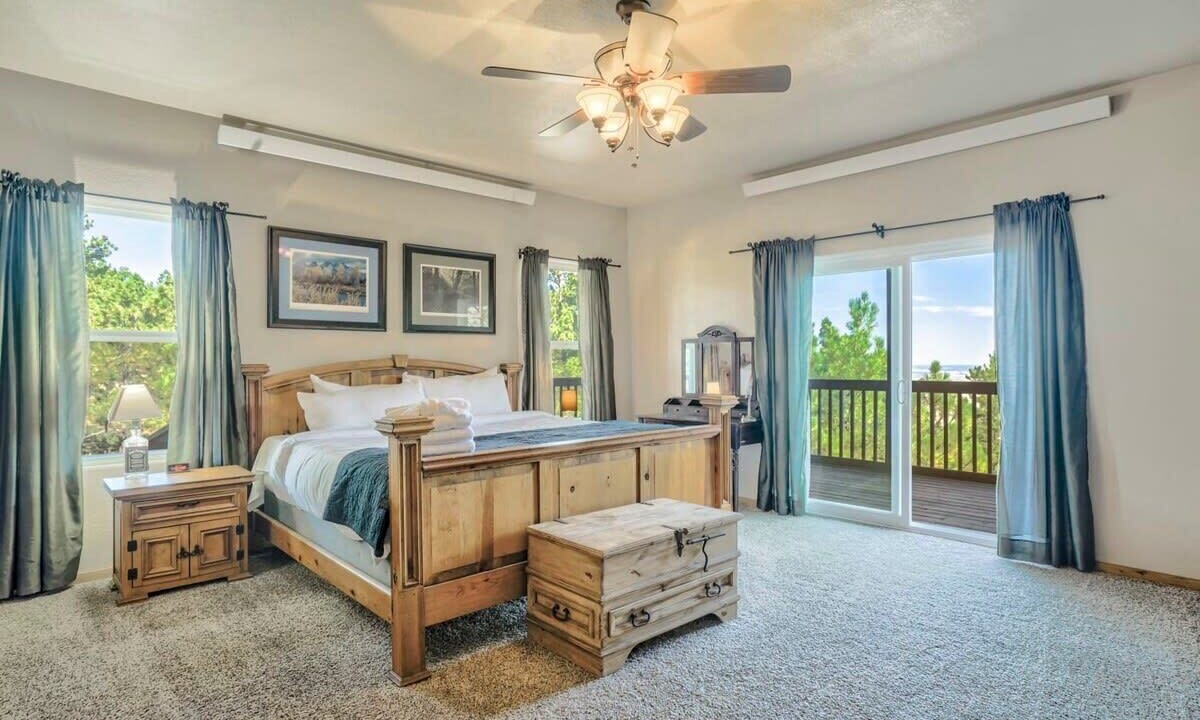 Photo of Bedroom in Peyton