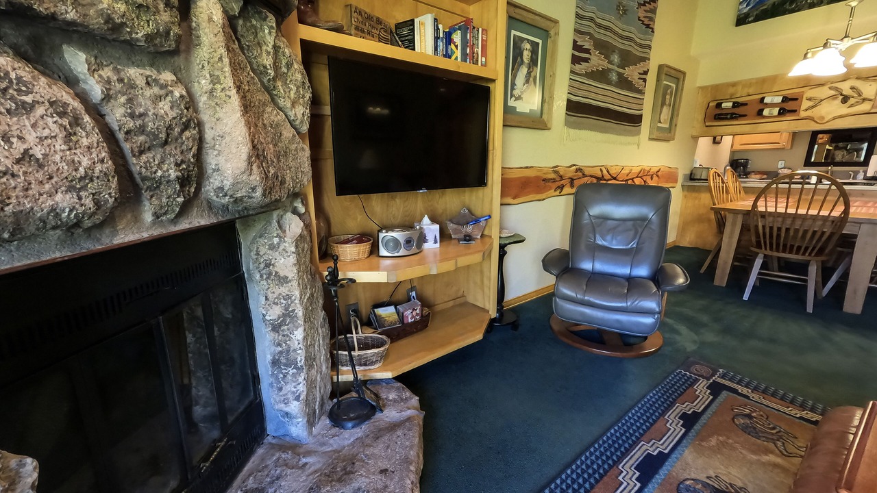 Photo of Livingroom in Purgatory