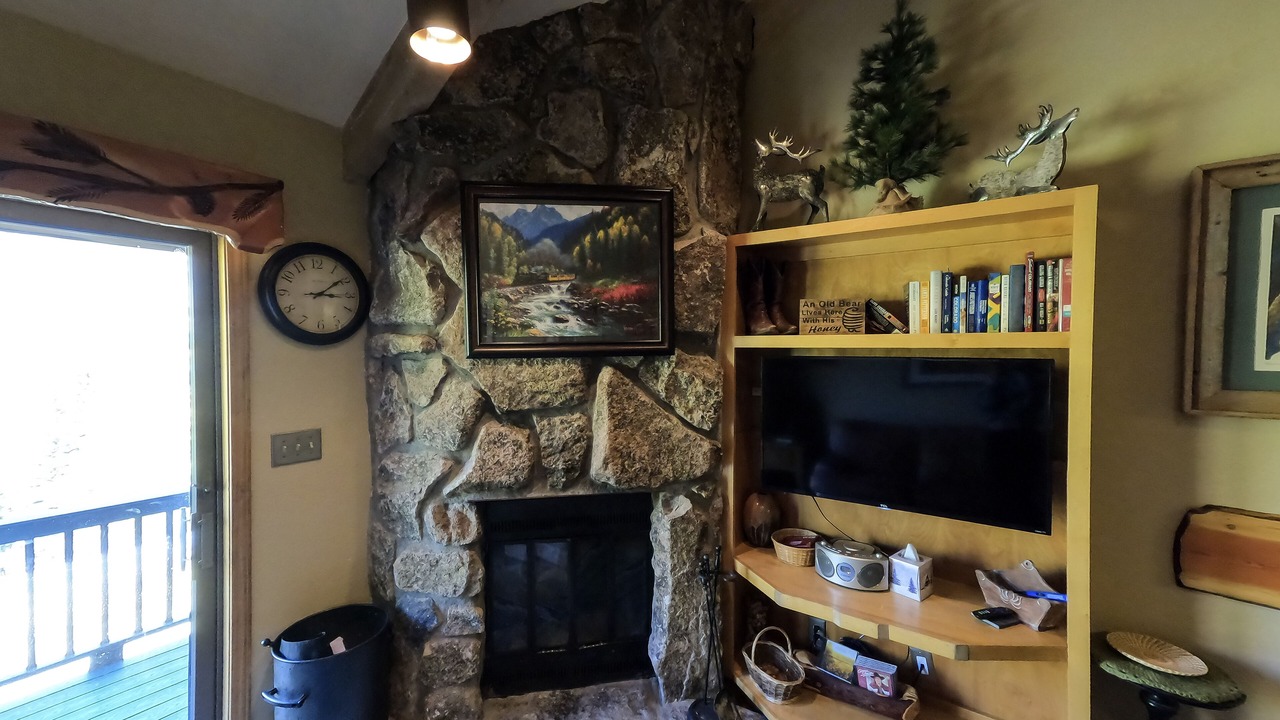 Photo of Livingroom in Purgatory