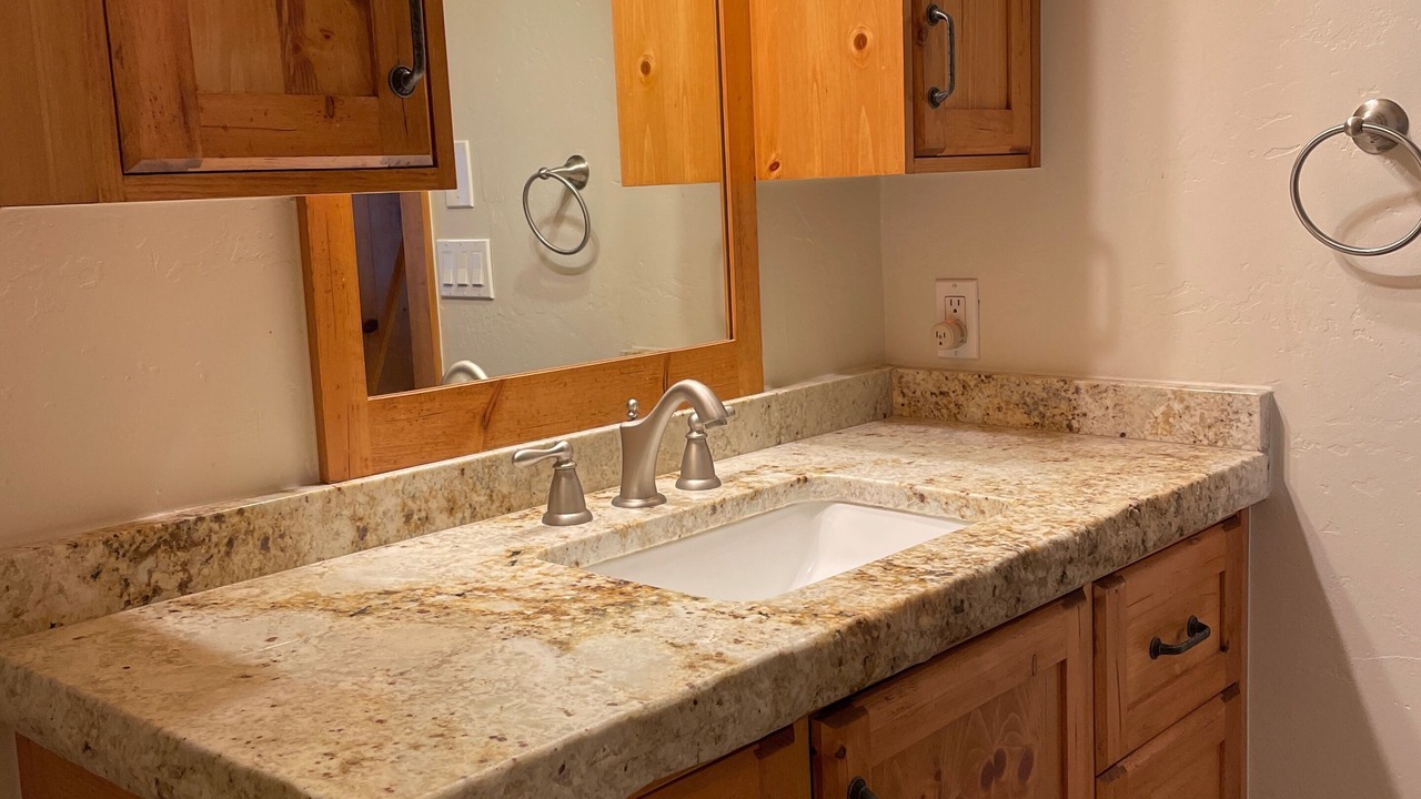 Photo of Bathroom in Highland Meadows