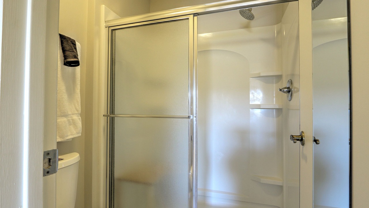Photo of Bathroom in Carbondale
