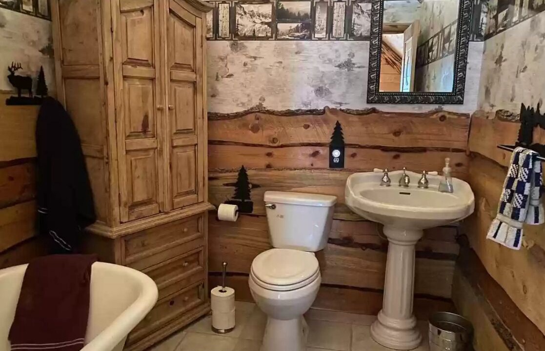 Photo of Bathroom in Cimarron