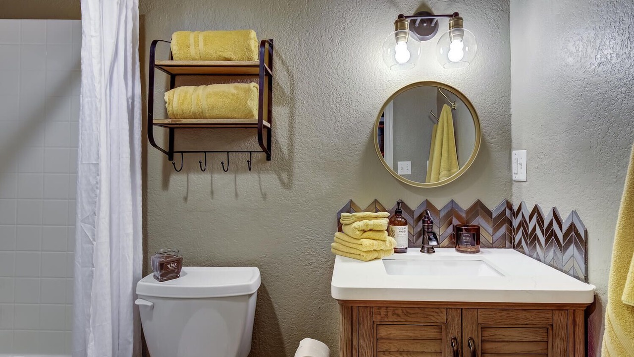 Photo of Bathroom in Aurora