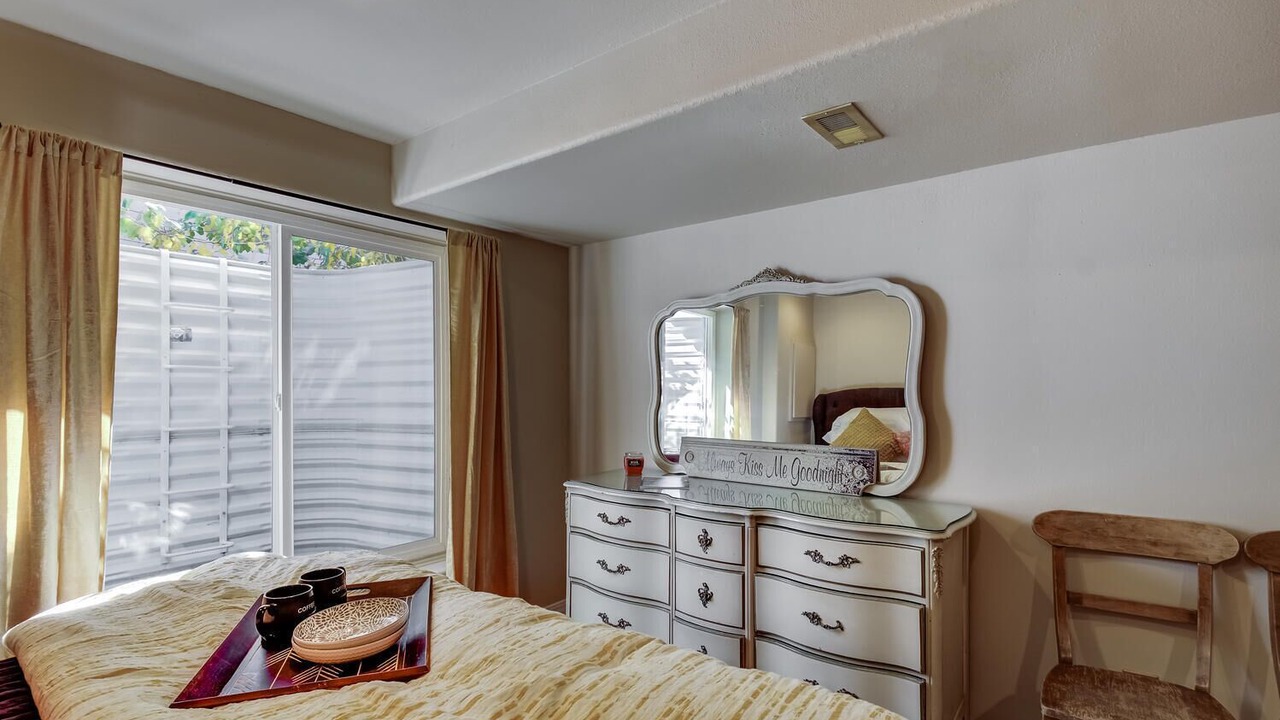 Photo of Bedroom in Aurora
