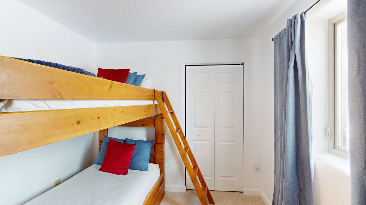 Photo of Bedroom in Silverthorne