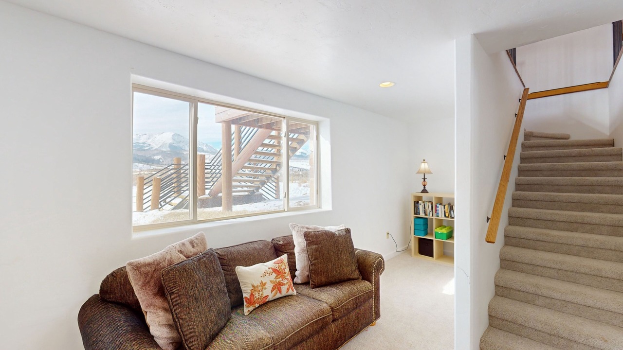 Photo of Livingroom in Silverthorne