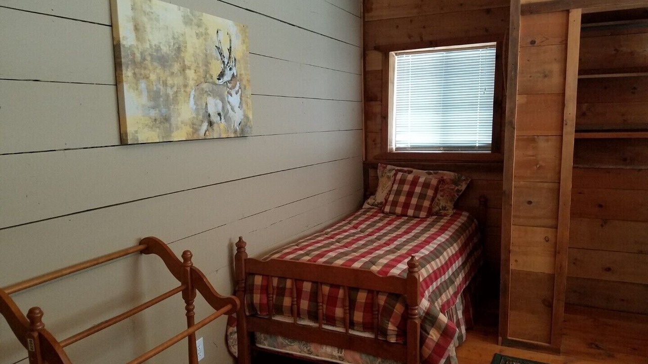 Photo of Bedroom in Gardner