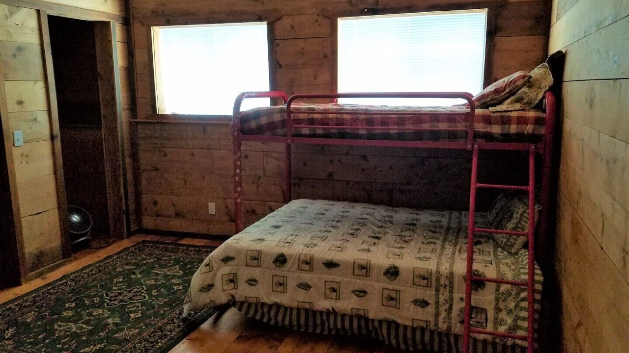 Photo of Bedroom in Gardner