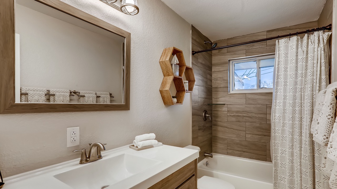 Photo of Bathroom in Twin Lakes