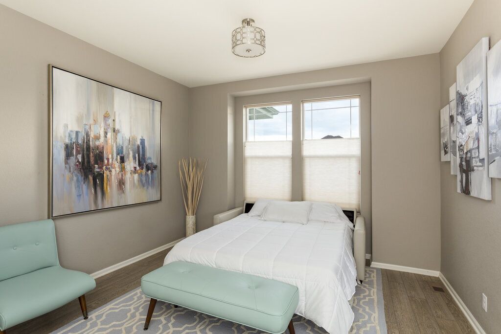 Photo of Bedroom in Aurora