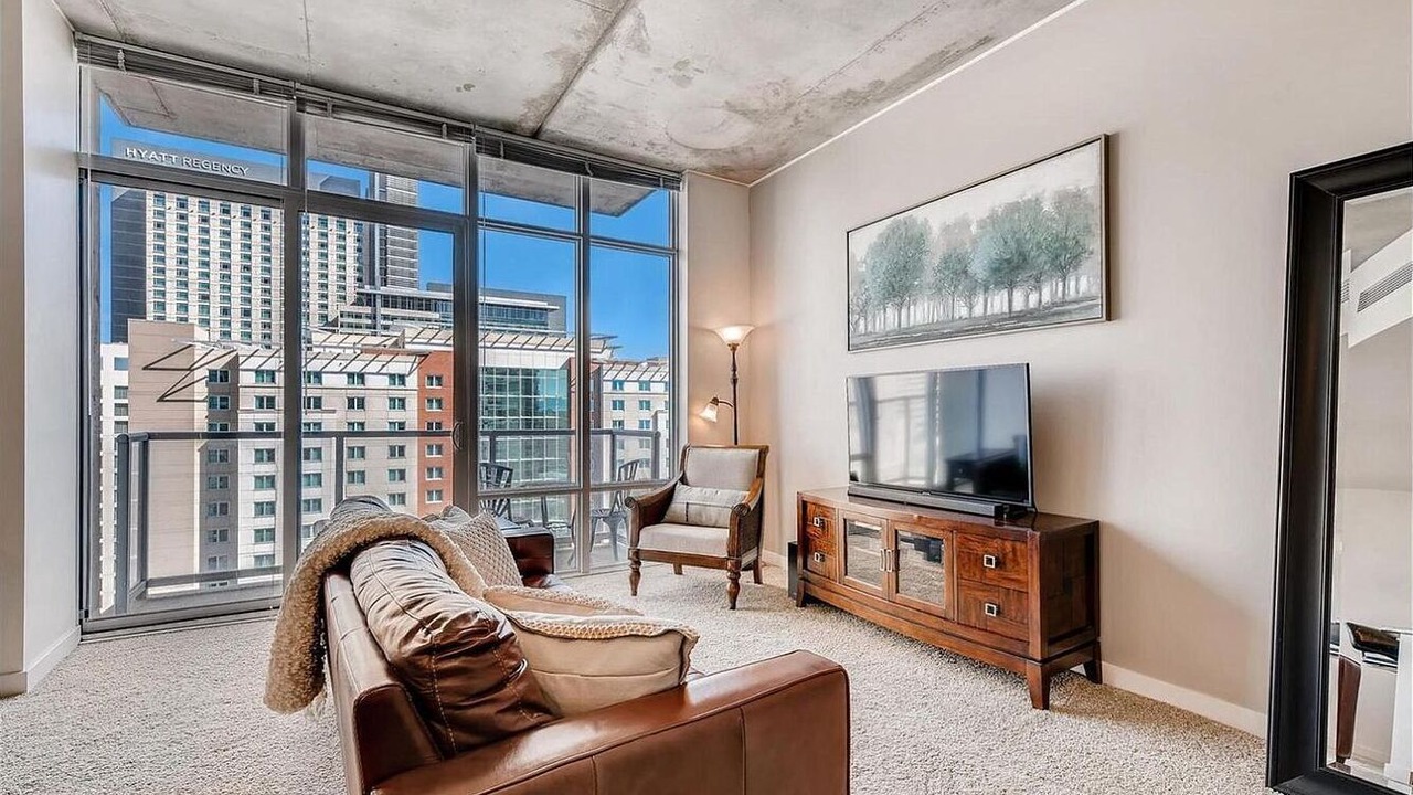 Photo of Livingroom in Downtown Denver
