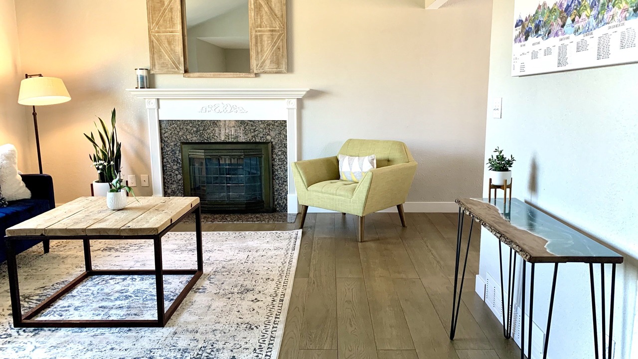 Photo of Livingroom in Broomfield