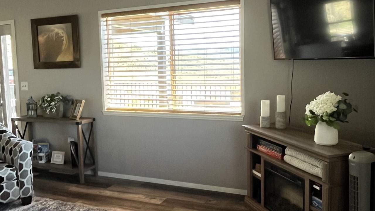 Photo of Livingroom in Parshall
