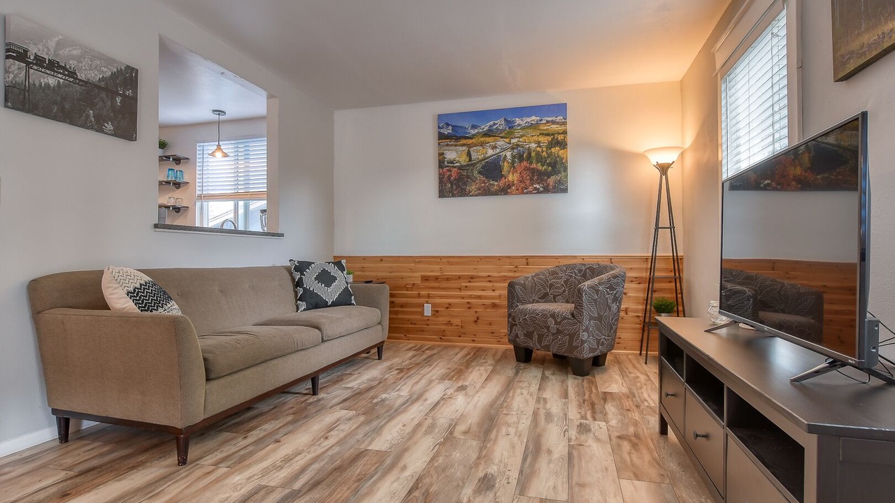 Photo of Livingroom in Southeast Colorado Springs