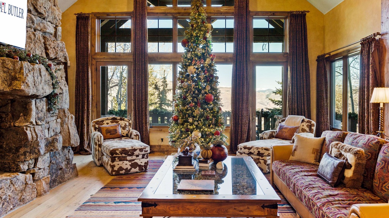 Photo of Livingroom in Avon