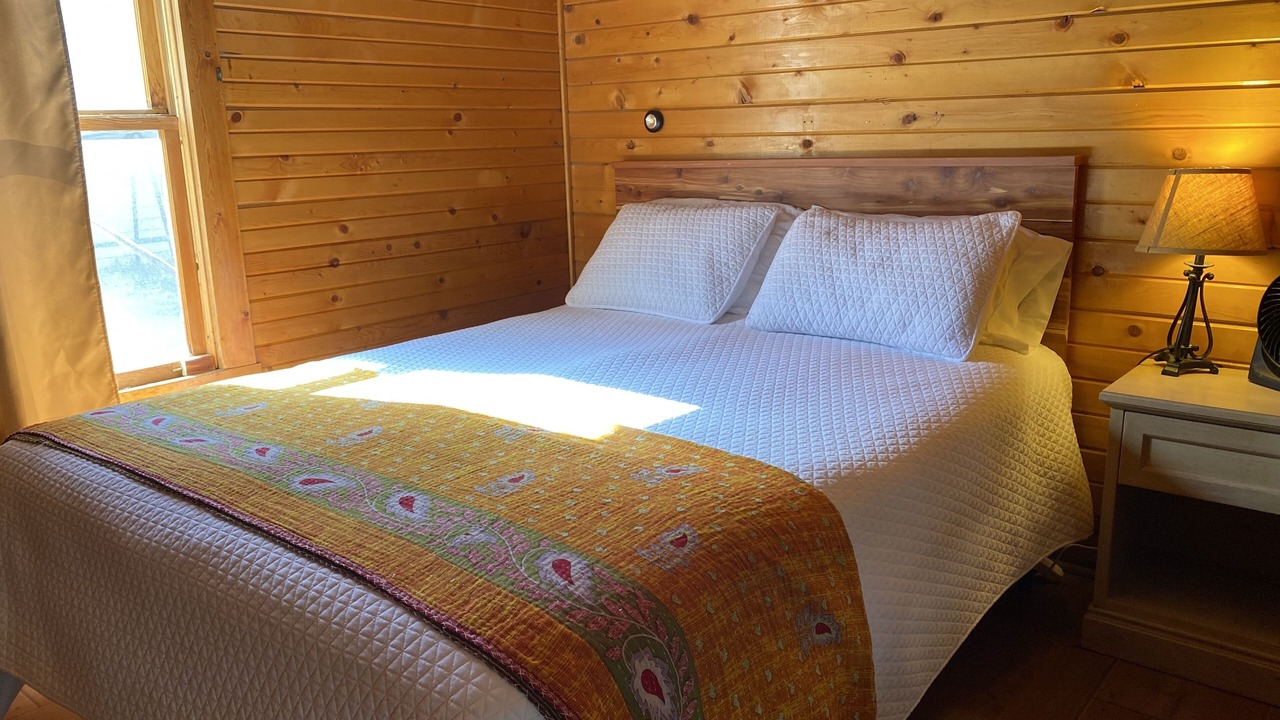 Photo of Bedroom in Lake City