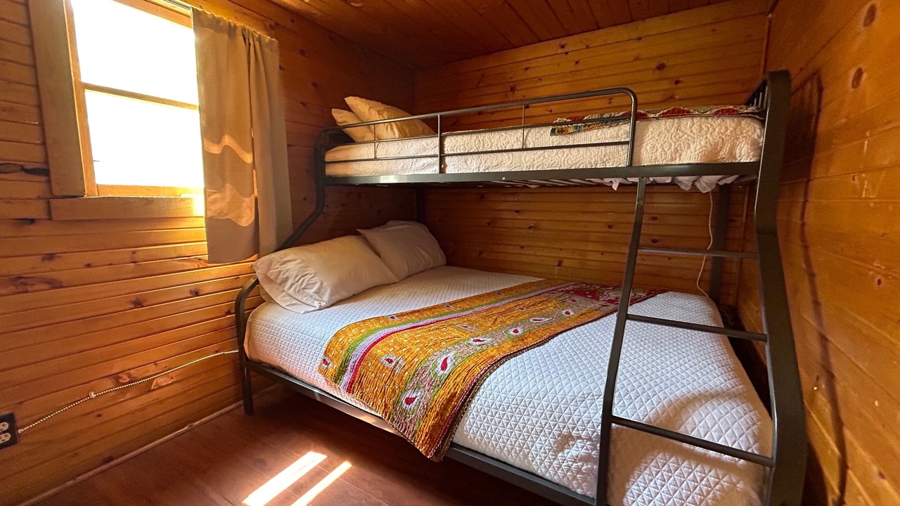 Photo of Bedroom in Lake City