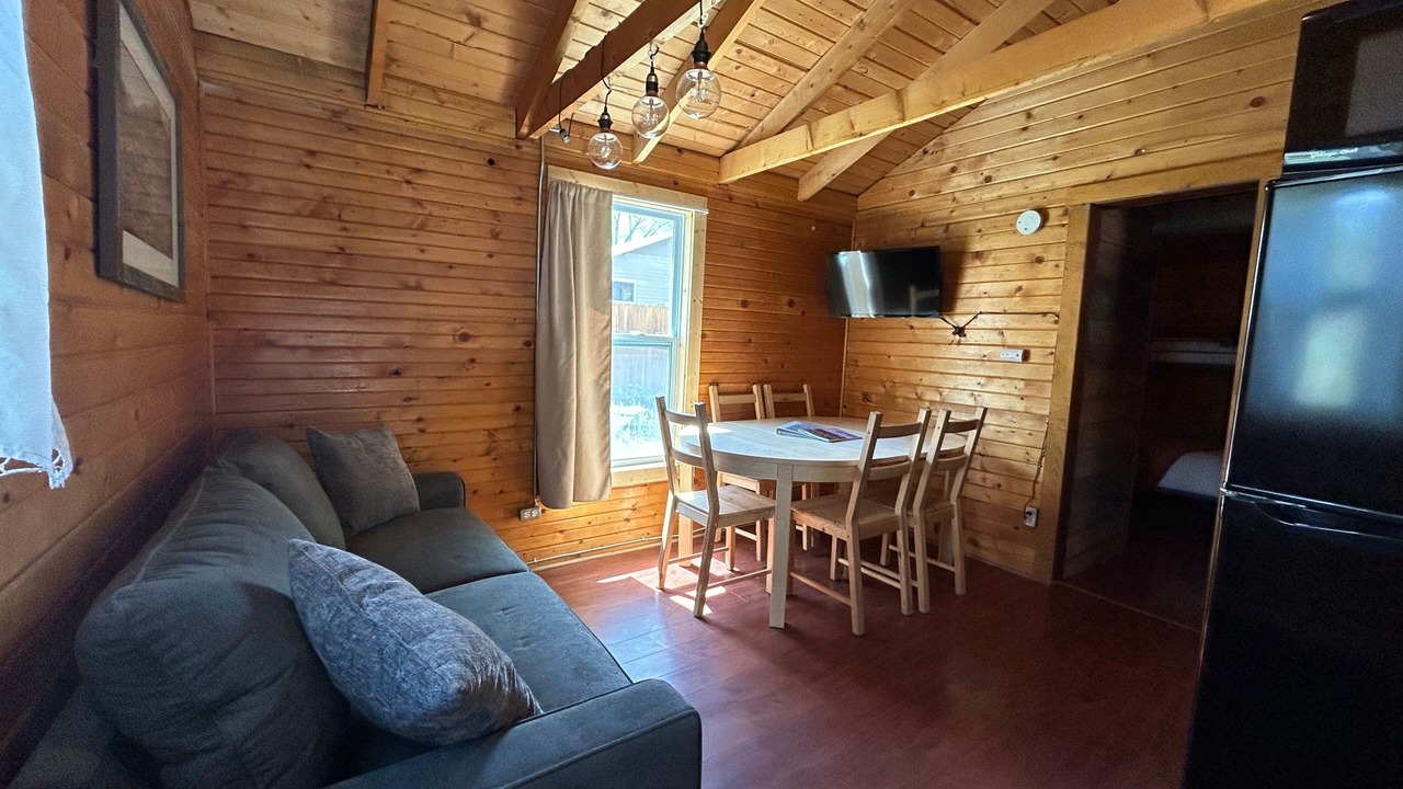Photo of Livingroom in Lake City