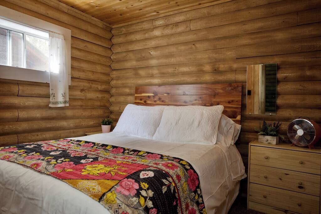 Photo of Bedroom in Lake City