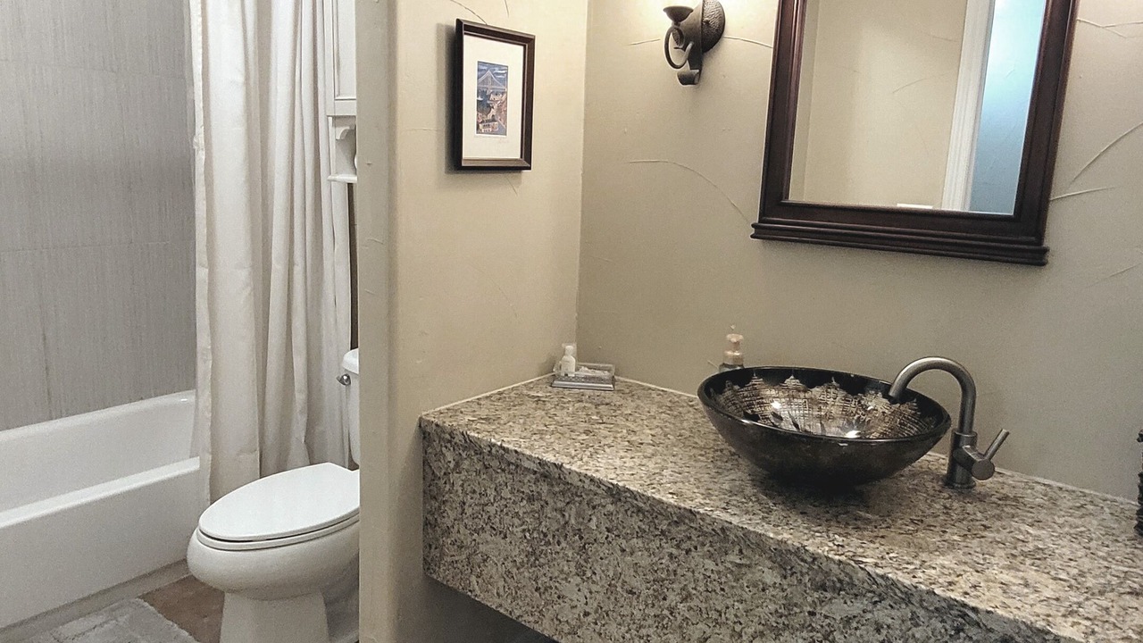 Photo of Bathroom in North Central Westminster