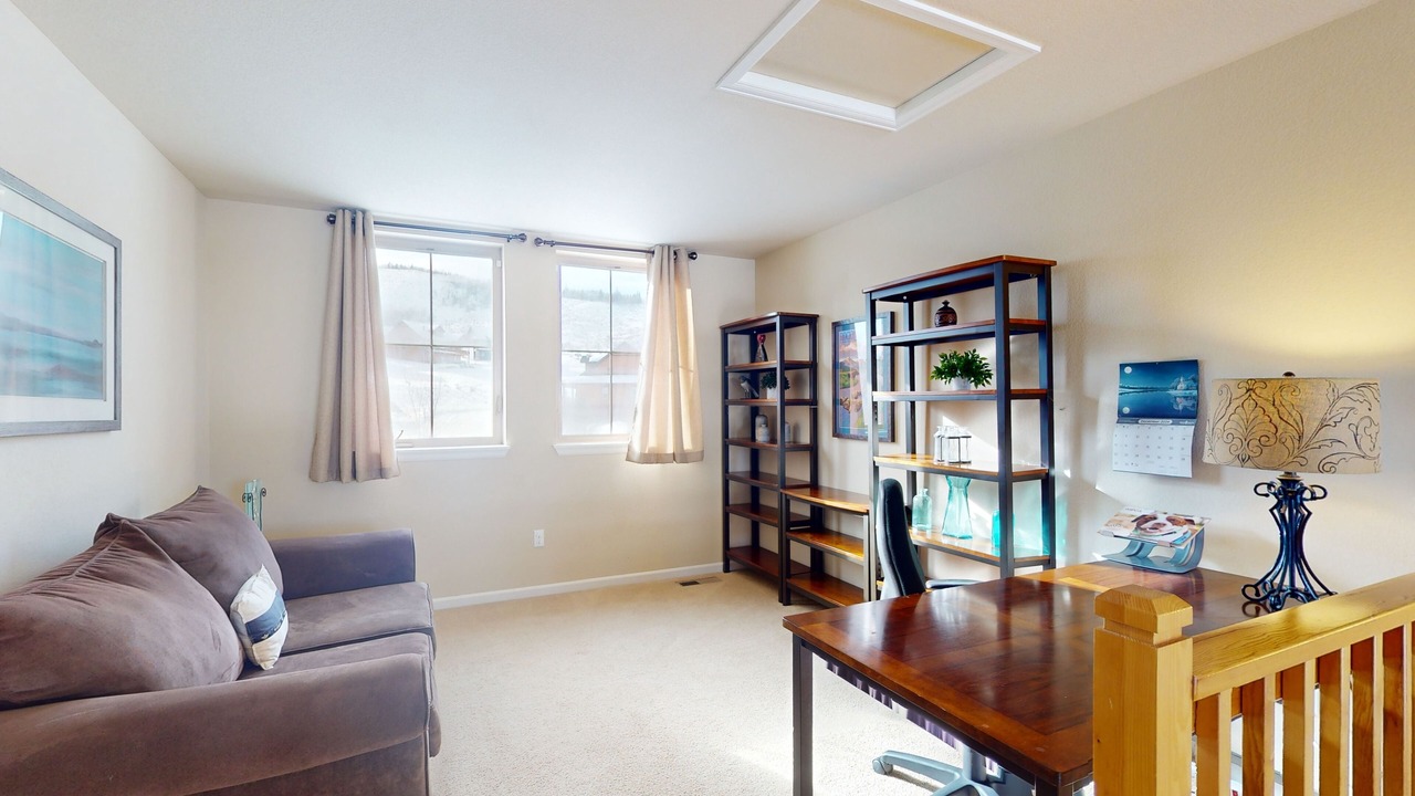 Photo of Livingroom in Silvercreek