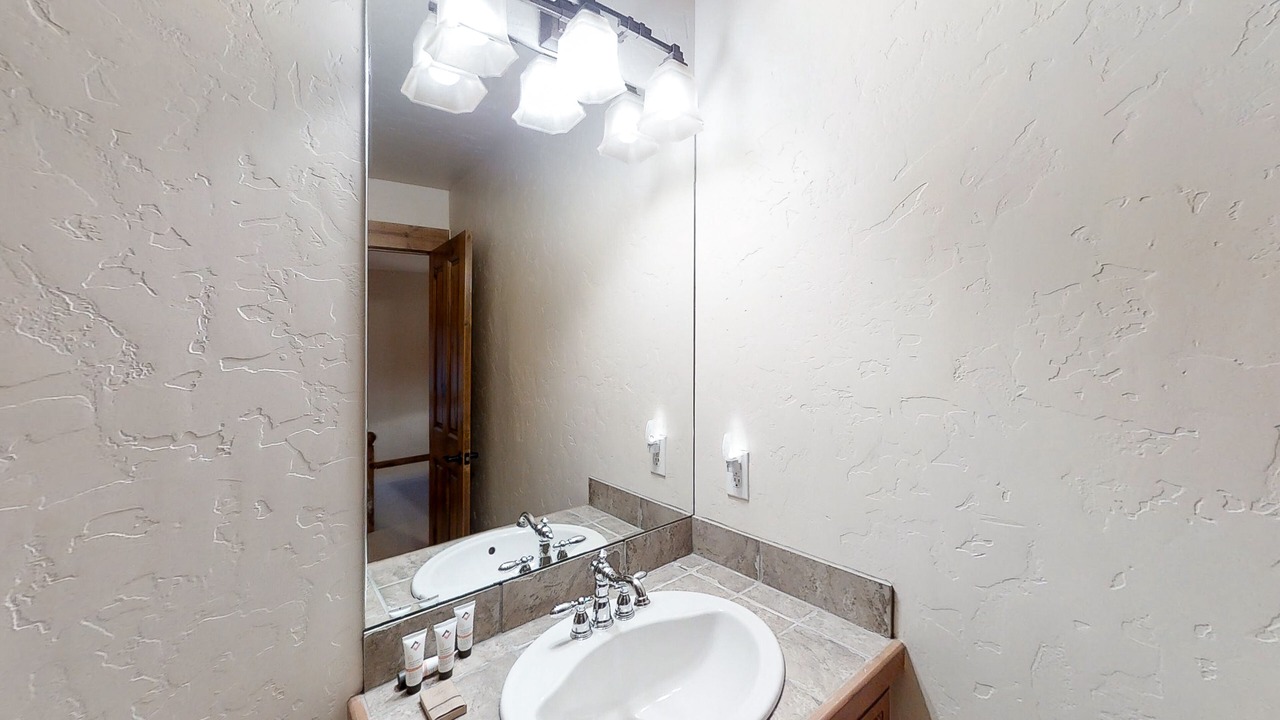 Photo of Bathroom in Bear Crossing