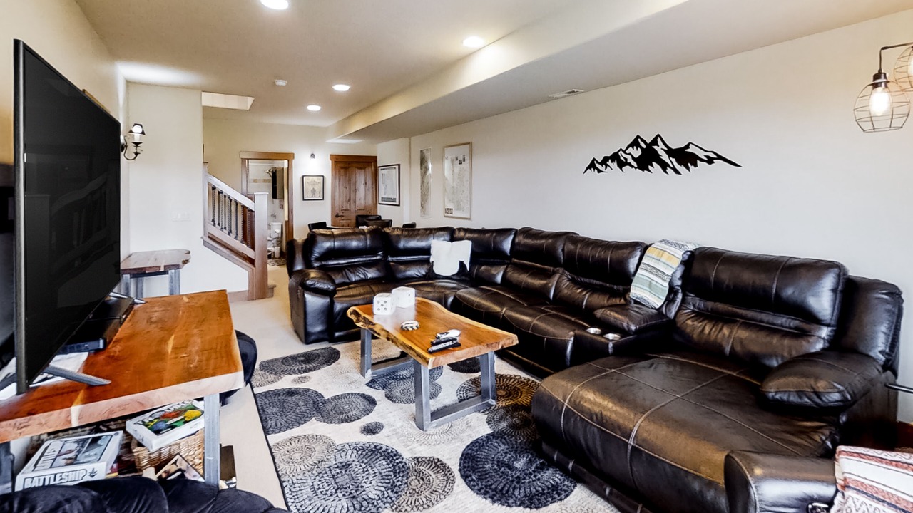 Photo of Livingroom in Grand Elk Ranch