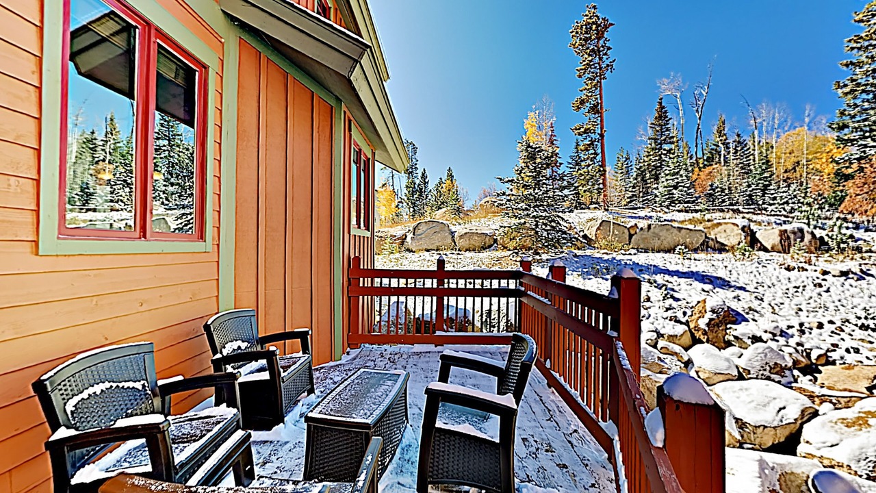 Photo of Outdoor in Bear Crossing