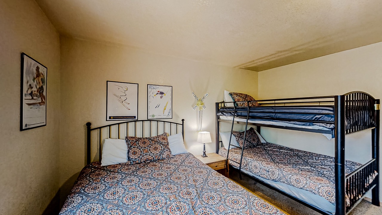 Photo of Bedroom in Winter Park Highlands