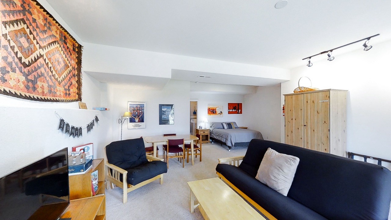 Photo of Livingroom in Fraser