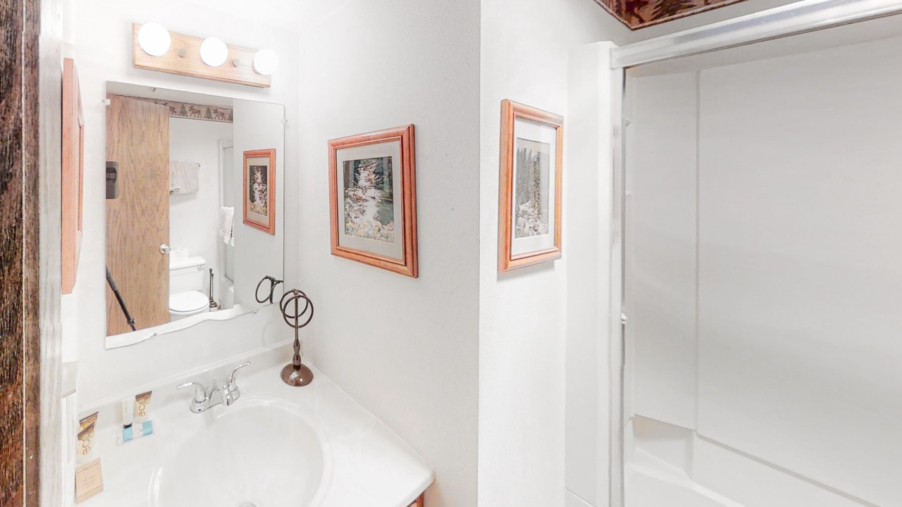 Photo of Bathroom in Fraser