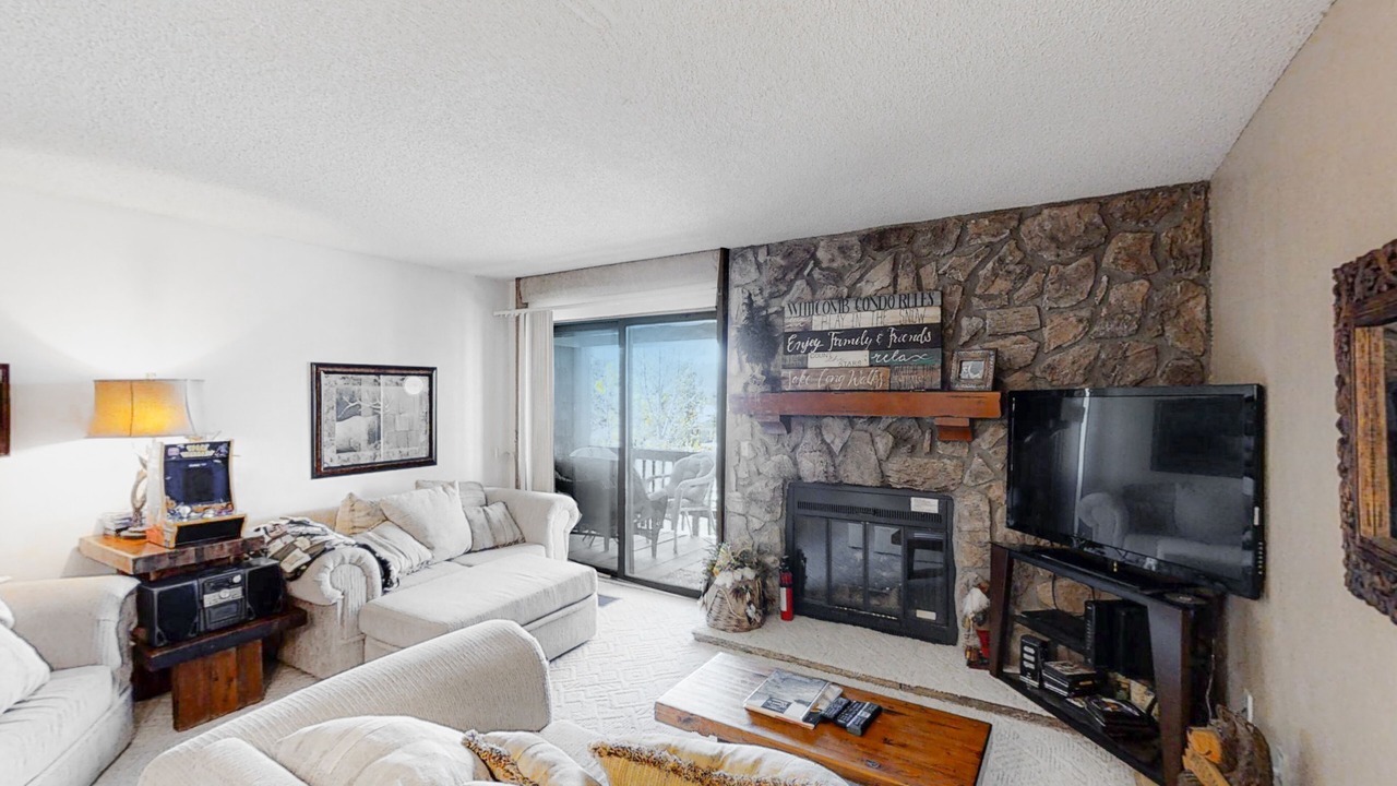Photo of Livingroom in Fraser