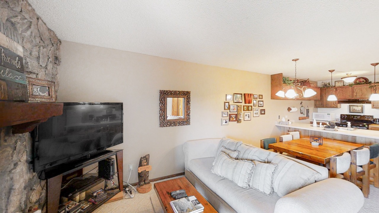 Photo of Livingroom in Fraser